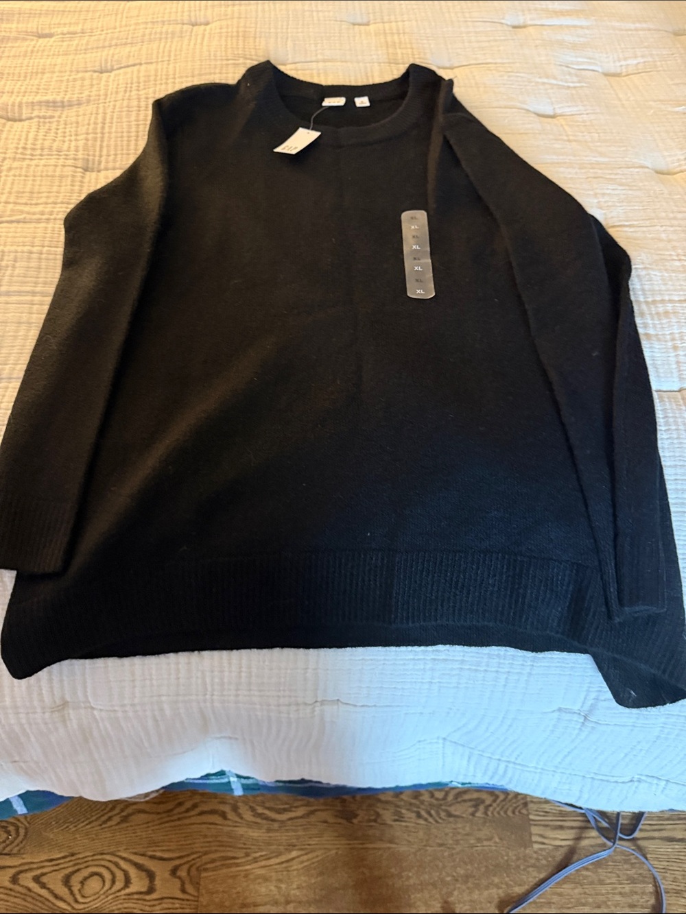 NWT GAP Black Crewneck Sweater for Women Size XL